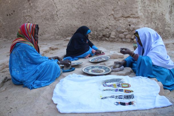 women of the desert