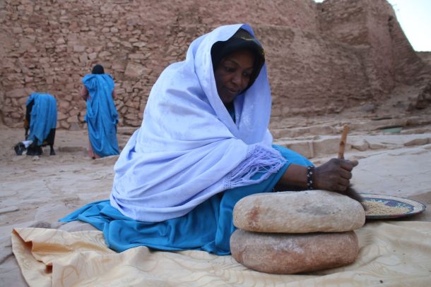 women of the desert
